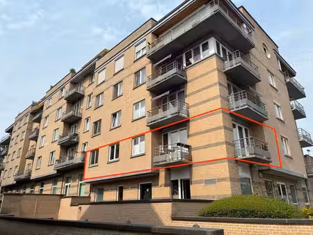 appartement 2 chambres avec 2 balcon + emplacement garage