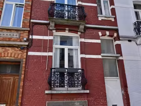charmante maison avec jardin à ixelles