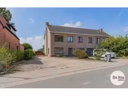 ichelen - instapklare woning met 4 kamers  garage en tuin