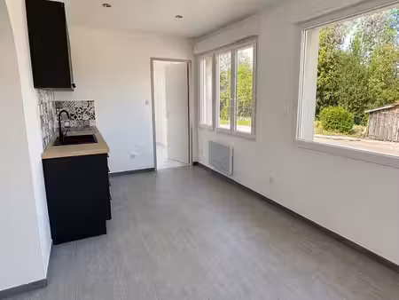 à louer – magnifique f3 lumineux avec garage – calme & verdure