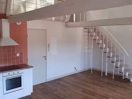 appartement t2 refait à neuf
