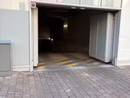 garage / box 15.1m2 reims secteur bvrd de la paix