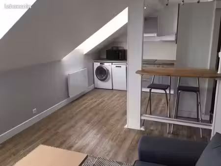 location 2 pièces meublées 28 m2 - clamart gare