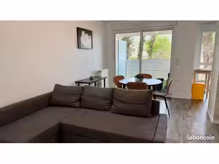 t2 meublé 49 m² avec balcon et parking – thorigné-fouillard