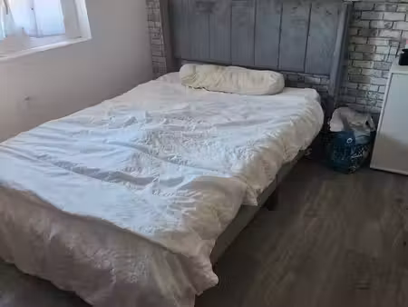 chambre d'habitat a loué non meuble