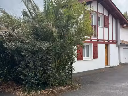 maison meublée 92 m² avec jardin