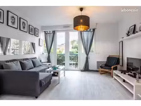 location a l'annee anglet