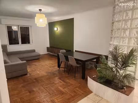 location etudiante t3 76m²