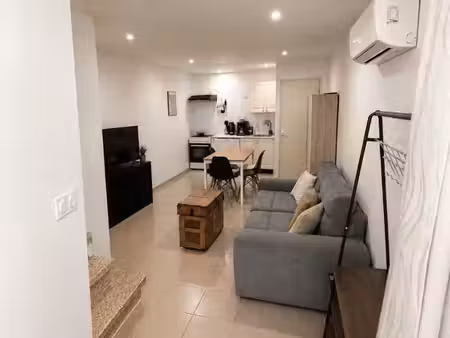 location maison de village rénovée