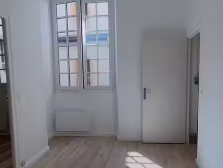 appartement t2 de 43 m² – centre-ville de cahors