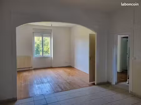 maison communale à louer