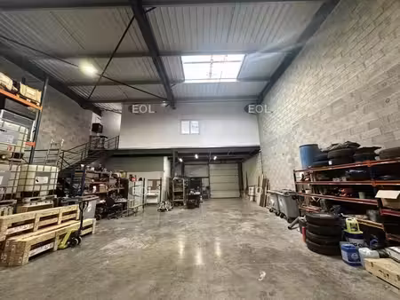 location local d’activités meyreuil 13590 350m²