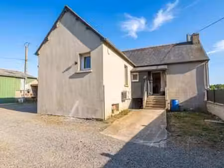 vente maison à cléden-poher (29270) : à vendre / 137m² cléden-poher