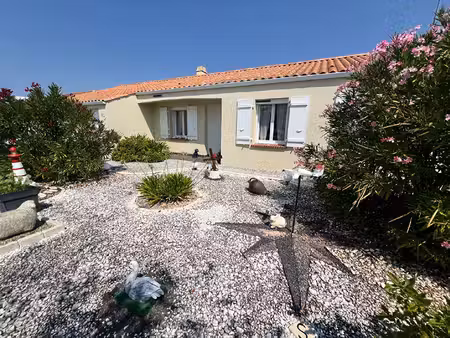 vente maison 4 pièces  74.00m²  longeville