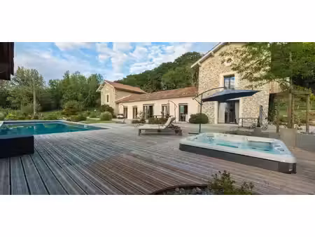 propriété avec piscine et jardin saint-andré-de-seignanx (40)