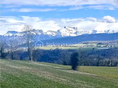 terrain de 1 000 m² à lovagny