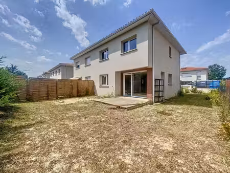villa duplex avec jardin de 142m²