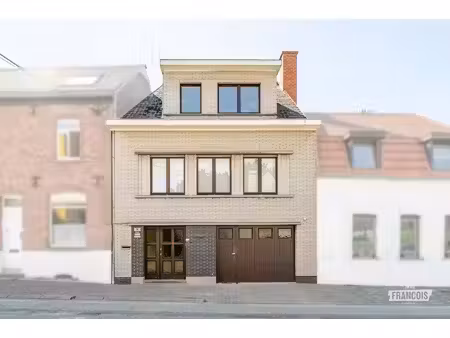 huis te koop in zottegem met 3 slaapkamers
