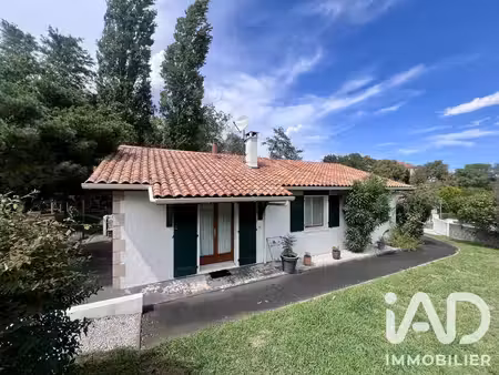maison de village à larressore (64480)