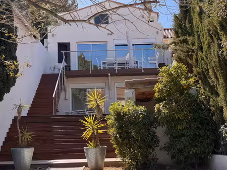 exclusivité grotte rolland au calme  villa 4 chambres  2 sde