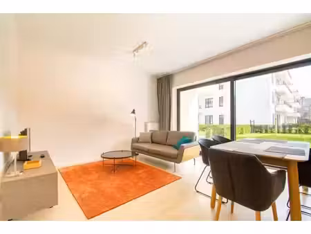 prachtig appartement - 1 kamer + terras met tuin!!!