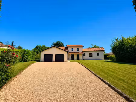 maison chazay environ 175 m2 + garage de 46 m2