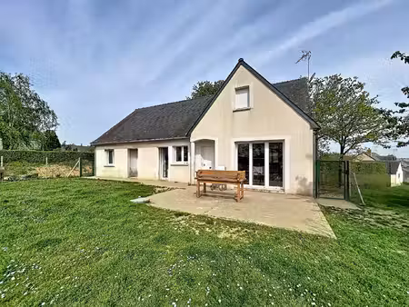 vente maison 6 pièces  176.00m²  loigné