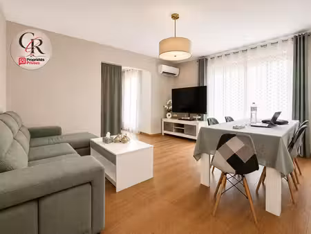 coup de coeur : 1er étage t4 rénové avec 3 chambres  balcons extérieurs & grande cave