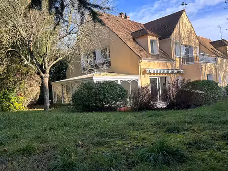 bougival proche des écoles et commerces.