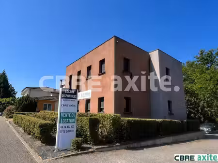 achat local professionnel 199m² morestel 38510