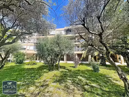 appartement à vendre 2 pièces 42 m² - vitrolles (13) - 153 000€