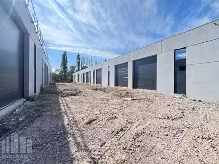 surface industrielle à vendre à sarosstraat 16 berlare (rbw79106)