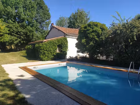 jolie maison de campagne