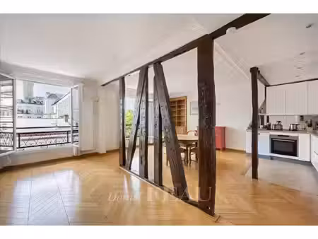 paris 9e - rochefoucauld/saint-lazare - appartement aux vues dégagées
