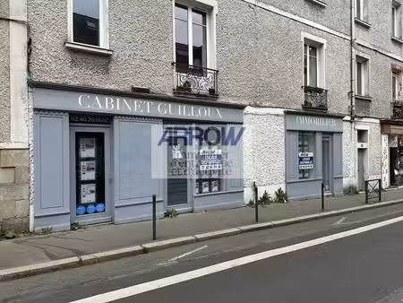 location commerce nantes 44000 56m²