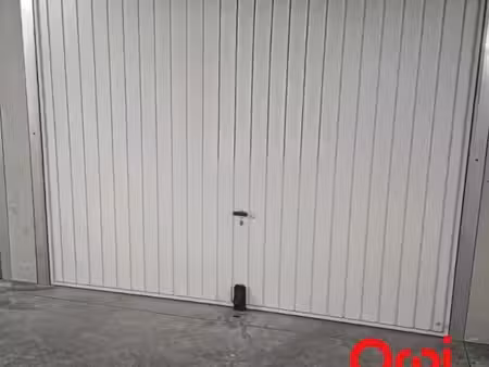 location parking à marseille 11ème (13011)  105 €
