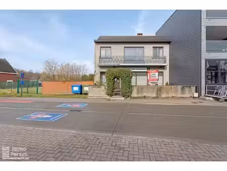 commercieel te koop in begijnendijk met 3 slaapkamers