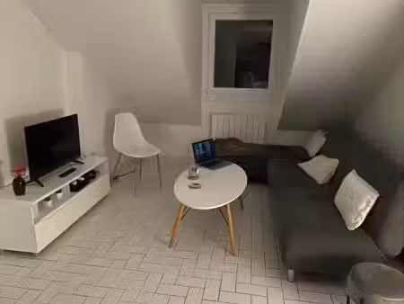 location appartement 2 pièces 28m² chalons en champagne 51000