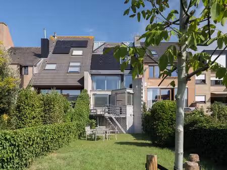 appartement te koop in oostende met 4 slaapkamers