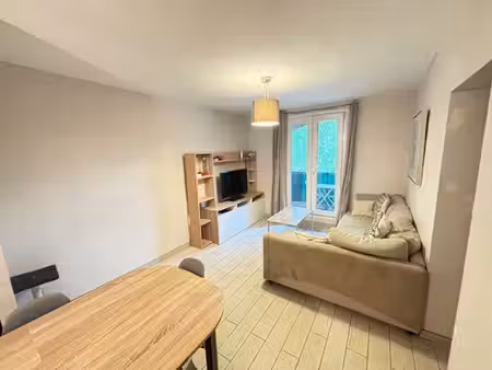 appartement solliès-pont 2 pièces 42.07 m2