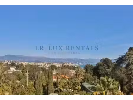 cap d’antibes  appartement 4 pièces avec vue sur la mer dans une résidence avec piscine et