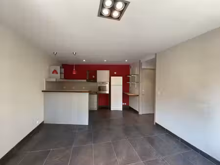 location appartement 2 pièces 34m² amiens 80000