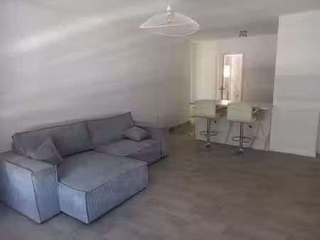 location appartement 2 pièces 49m² lestrem 62136
