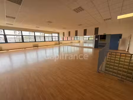 local professionnel à vendre orgeval 2 pièce(s) 310m2 799 000€