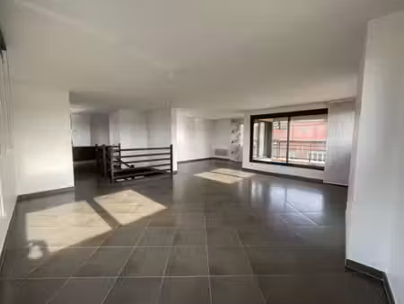 location appartement 4 pièces 111m² dunkerque 59140