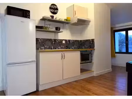location appartement 3 pièces 45m2 saint-vivien 17220 - 760 € - surface privée