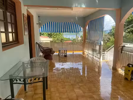 location appartement 4 pièces 102 m² à sainte anne (97227)  970 €