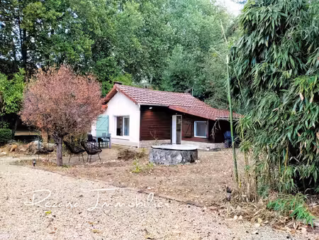 maison avec grande berge sur la seine