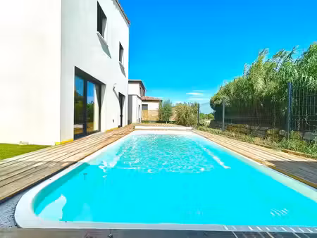 location maison 5 pièces 130 m² à laudun-l’ardoise (30290)