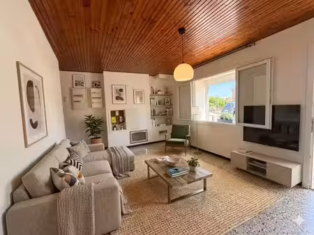 vente immeuble 112 m² saint-geniès-de-malgoirès (30190)